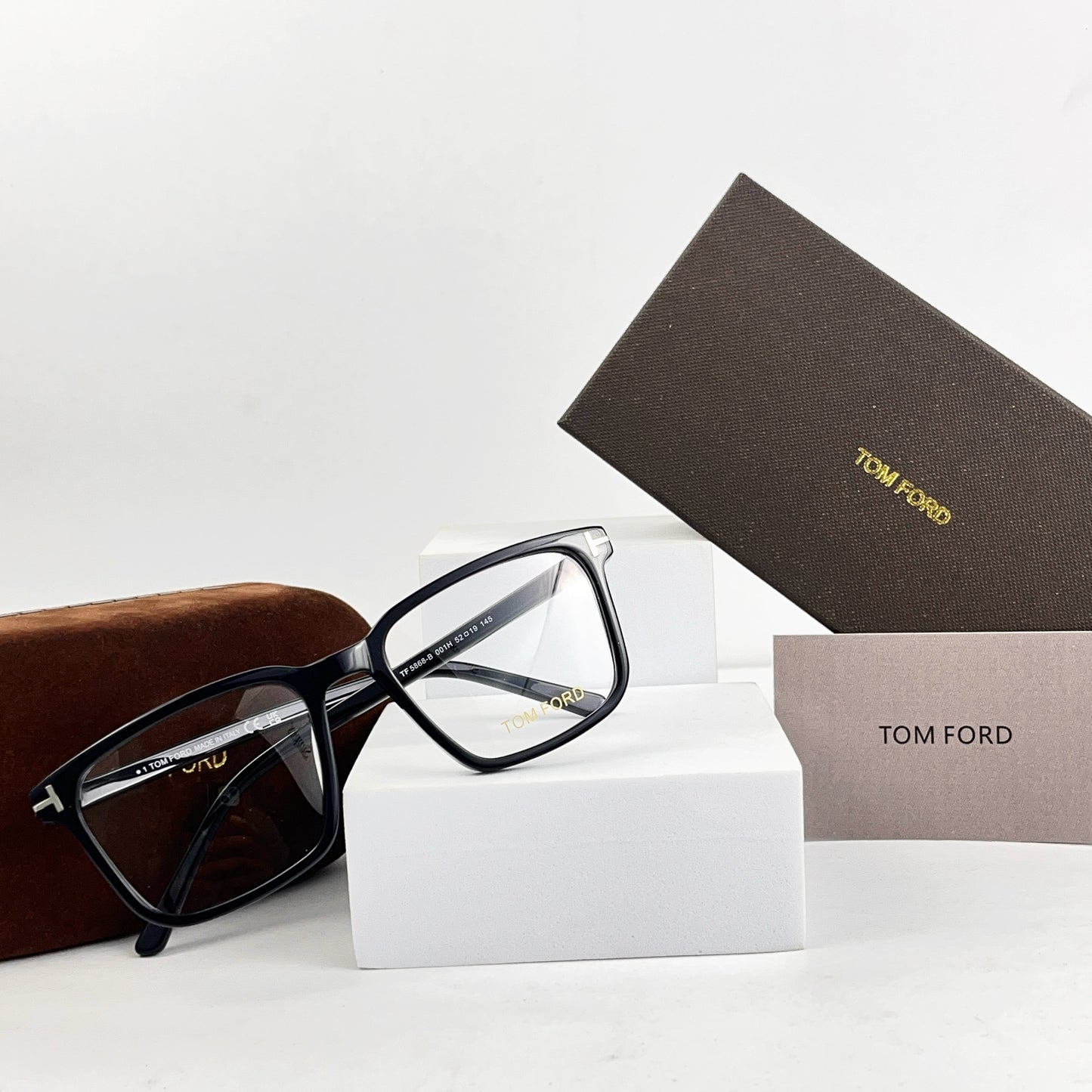 TOMFORD EYEWEAR TF5868