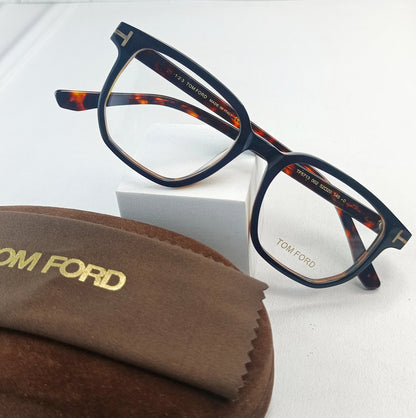 TOMFORD EYEGLASS TF5713