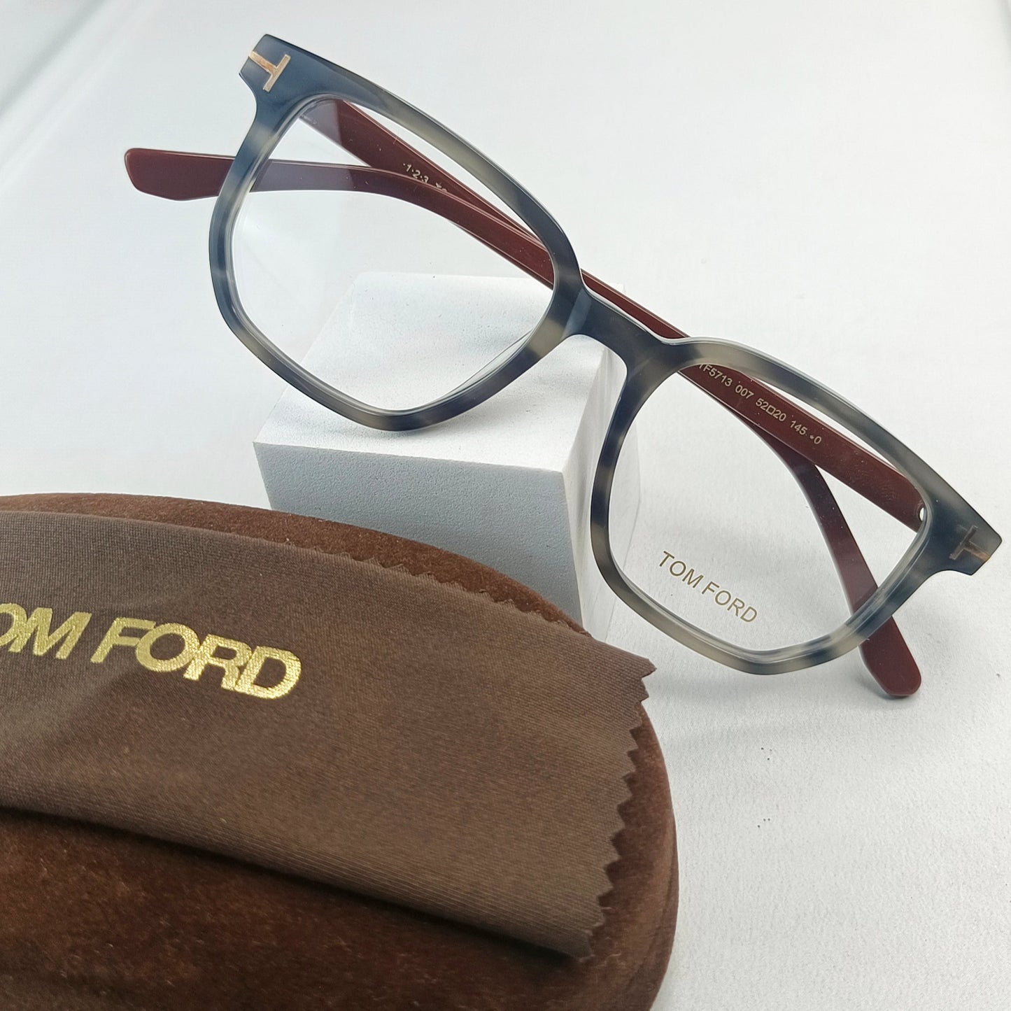 TOMFORD EYEGLASS TF5713