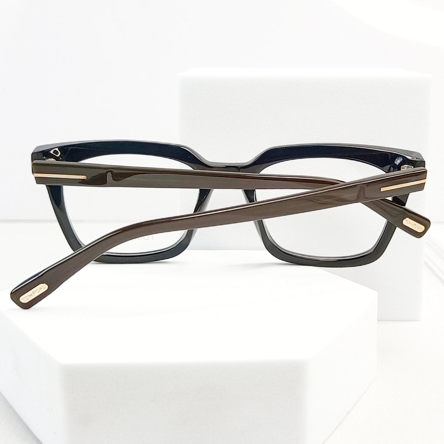 TOMFORD TF5798