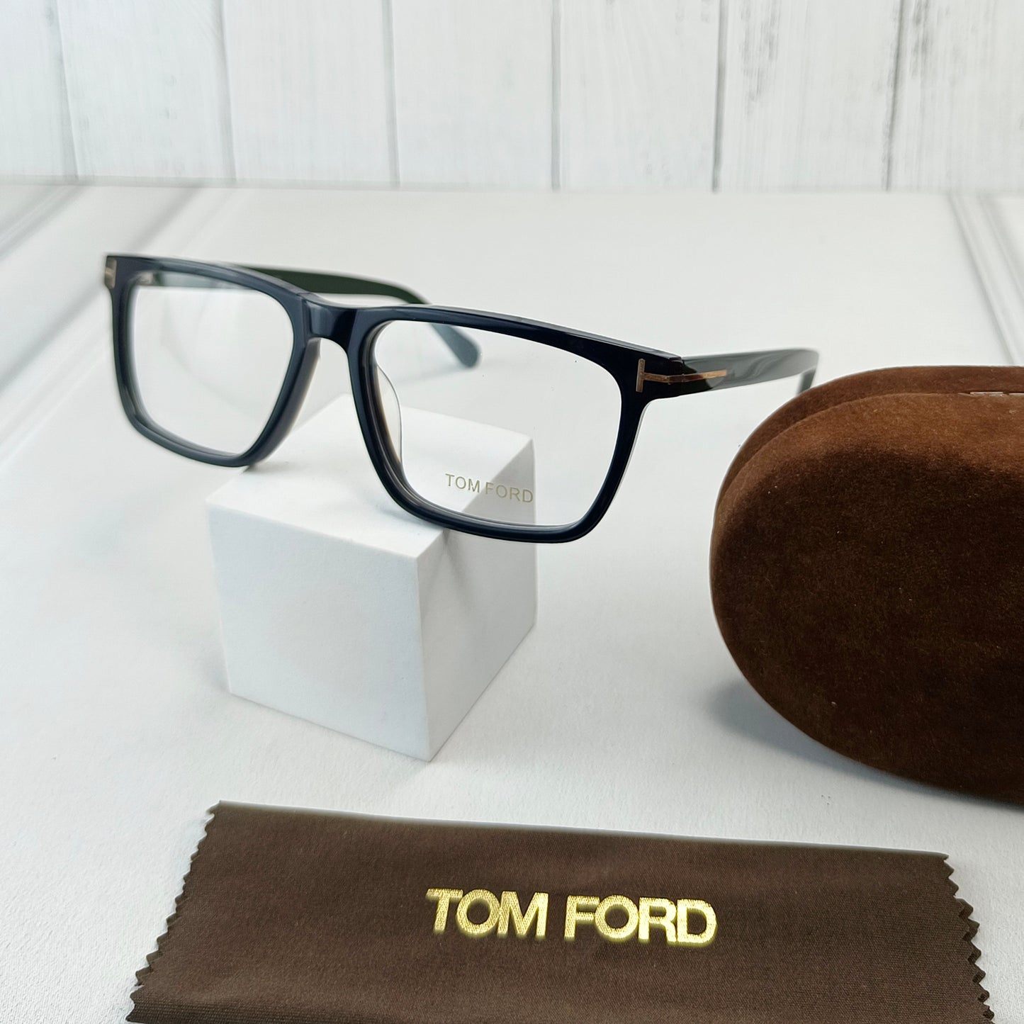 TOMFORD EYEWEAR TF5716